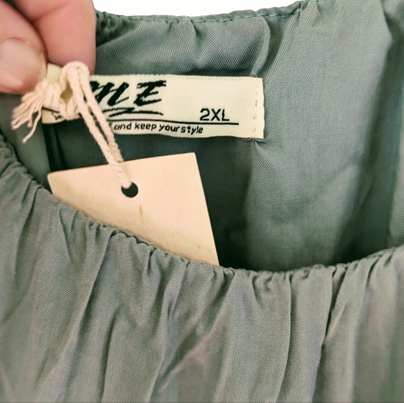 Me sage tank top with crochet straps 2x - Picture 7 of 10